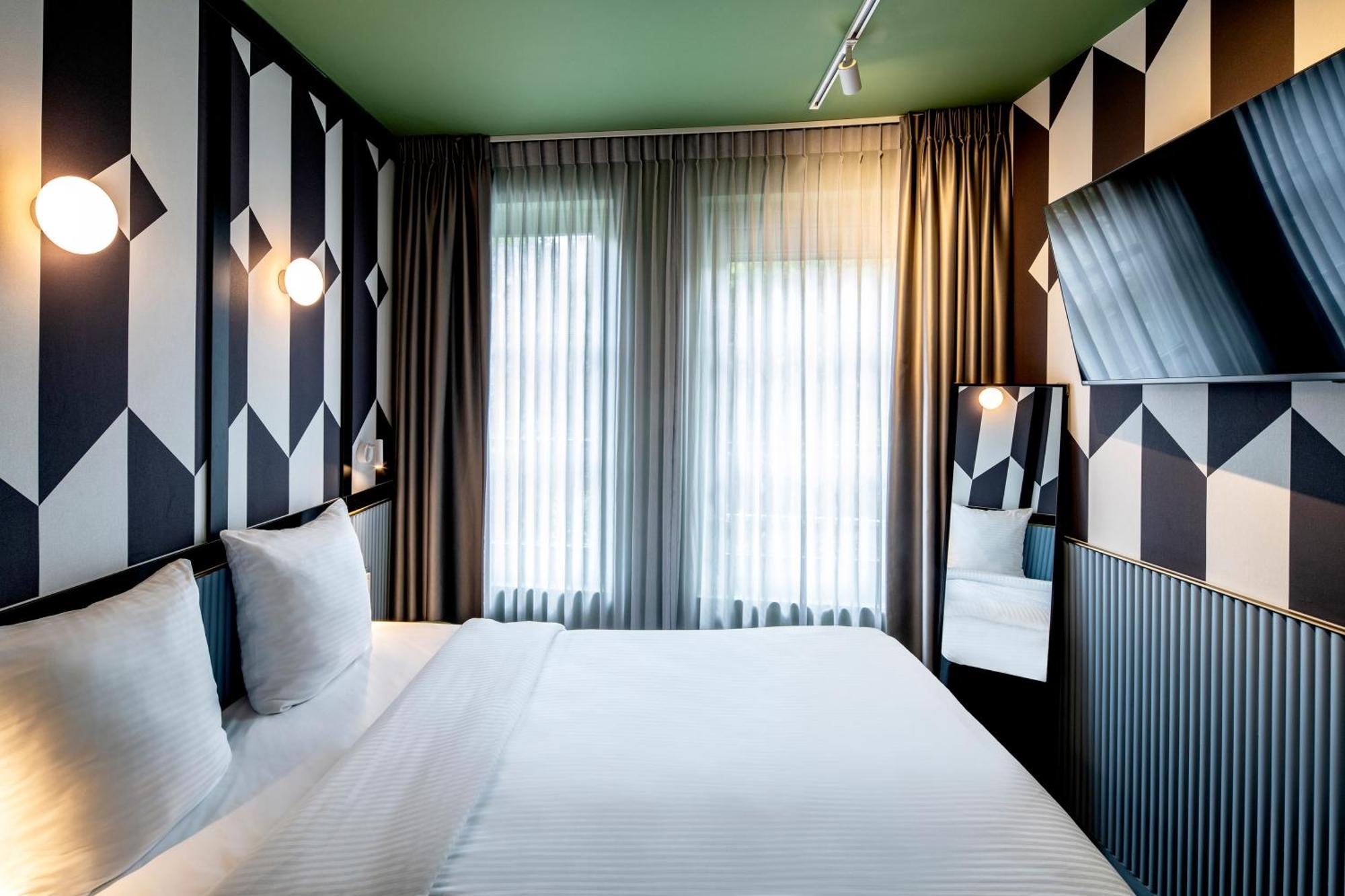 Tourist Inn Hotel אמסטרדם מראה חיצוני תמונה