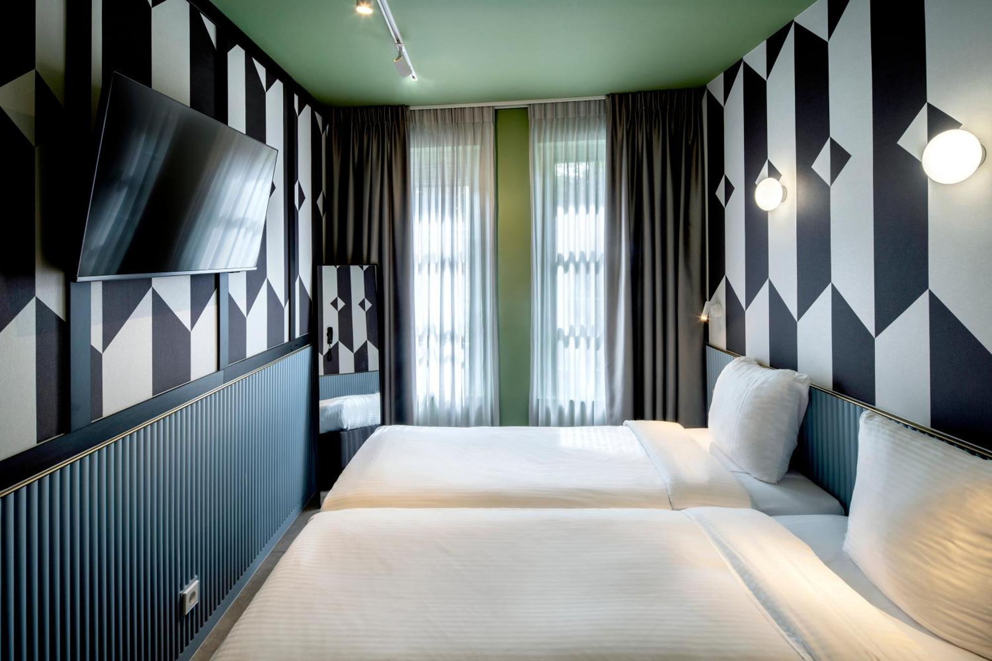 Tourist Inn Hotel אמסטרדם מראה חיצוני תמונה