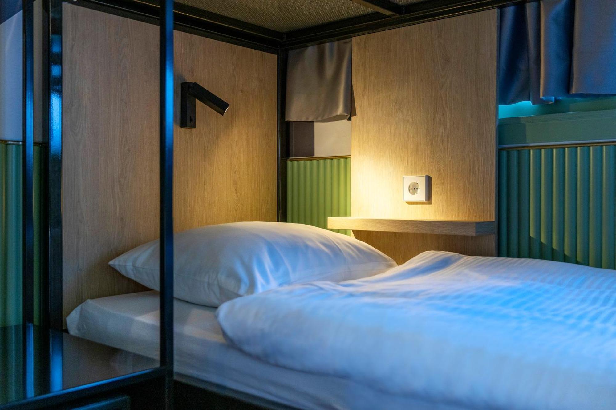 Tourist Inn Hotel אמסטרדם מראה חיצוני תמונה