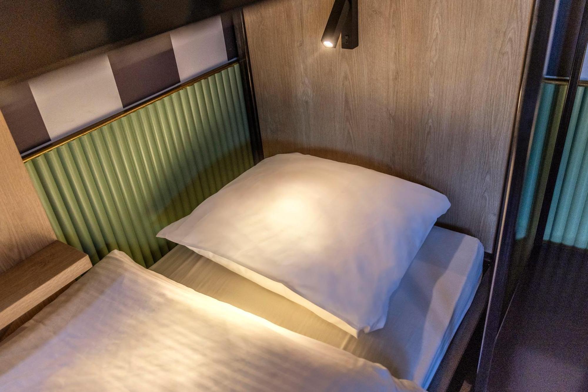 Tourist Inn Hotel אמסטרדם מראה חיצוני תמונה