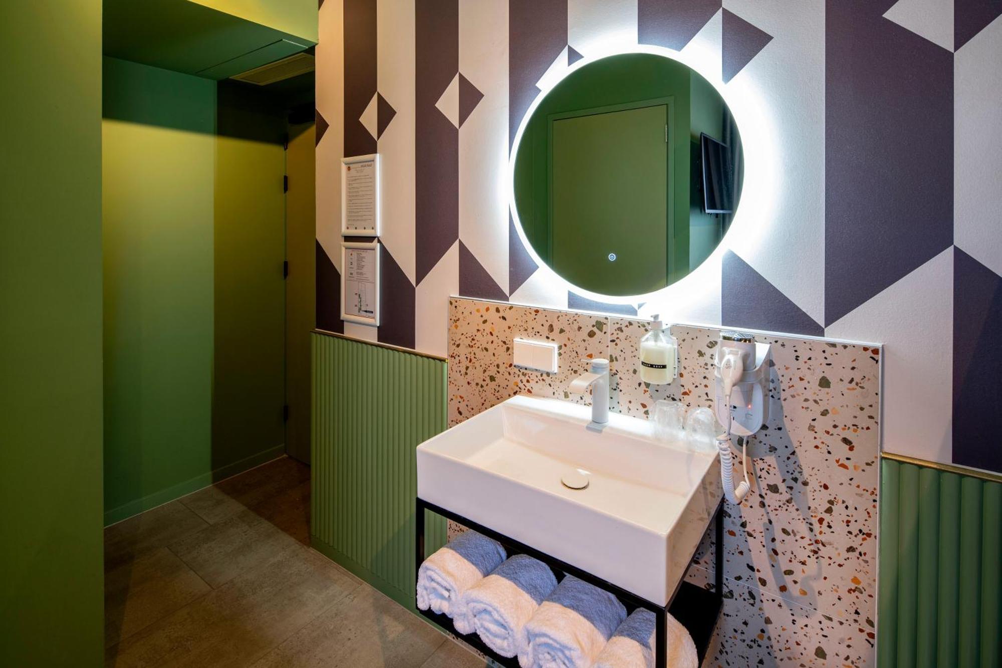 Tourist Inn Hotel אמסטרדם מראה חיצוני תמונה